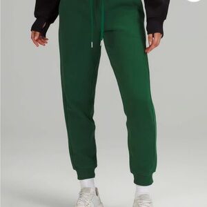 Lululemon Athletica Scuba High-Rise Jogger Everglade Green size 2